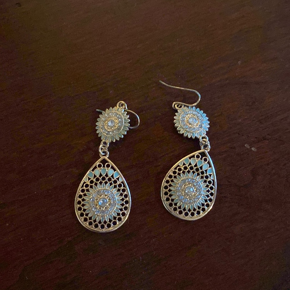 Cute turquoise gold earrings